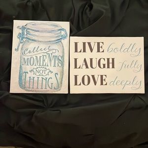 Set of 2 small wall decor